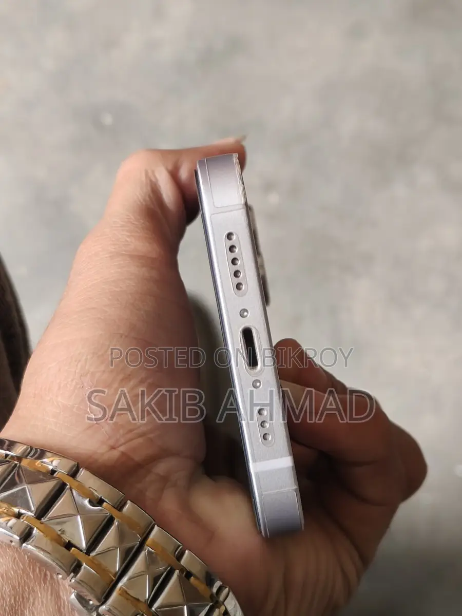 Apple iPhone 14 (Used)