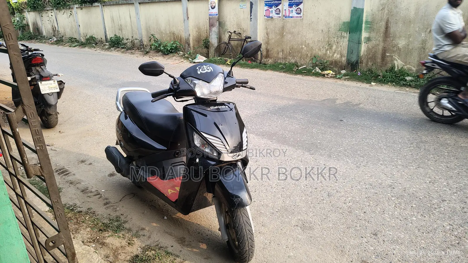 Mahindra Gusto 125 2023
