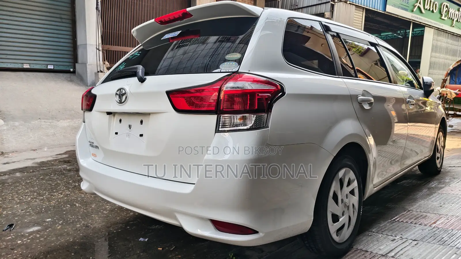 Toyota Fielder push hybrid 2020
