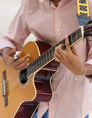 Chard ক্লাসিক্যাল গিটার
