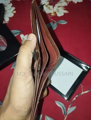 Arong Leather Wallet