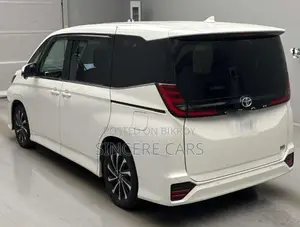 Toyota Noah S-Z HYBRID 2023
