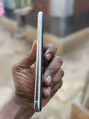 Apple iPhone X (Used)