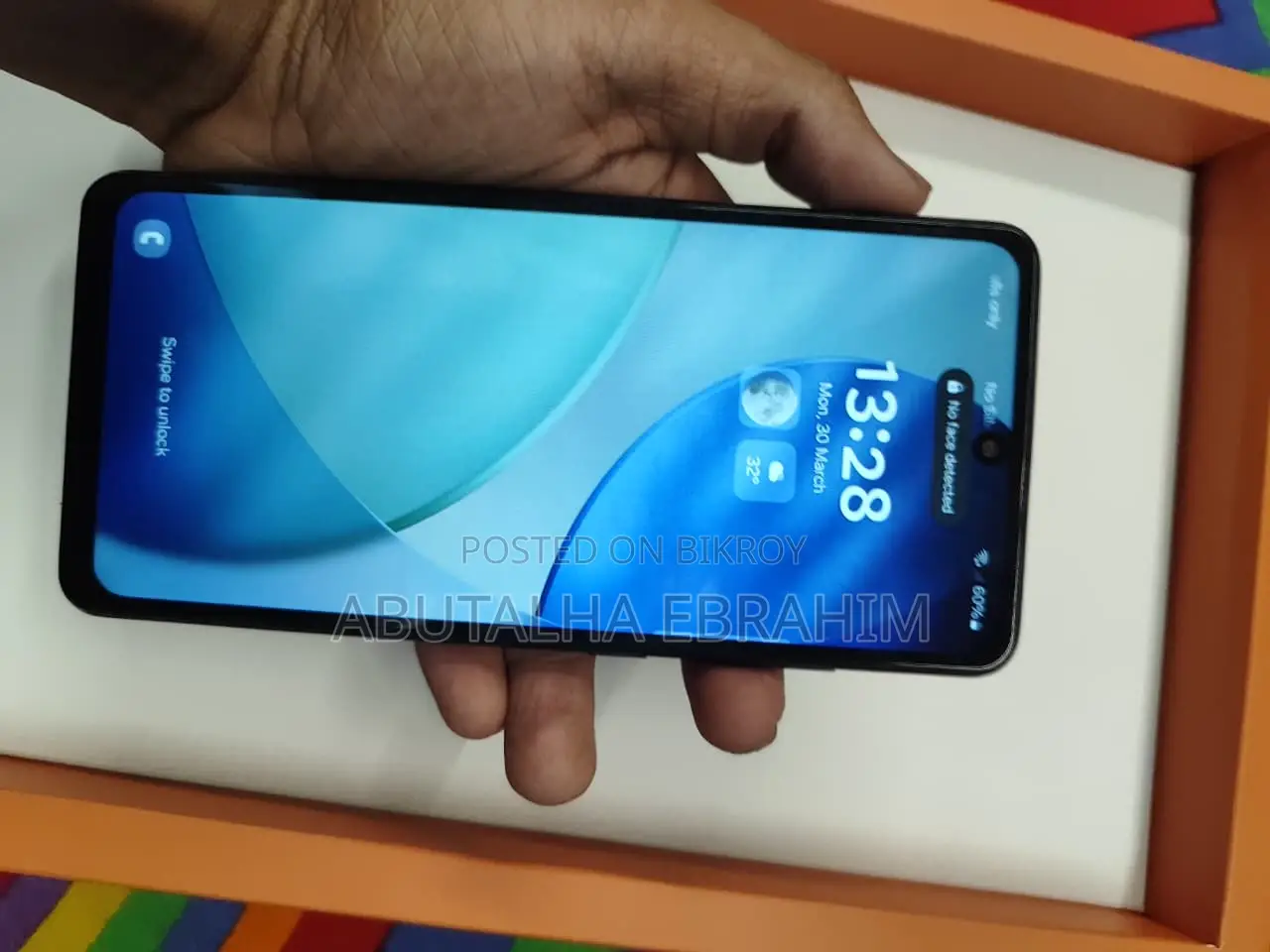 Samsung Galaxy A52 (Used)