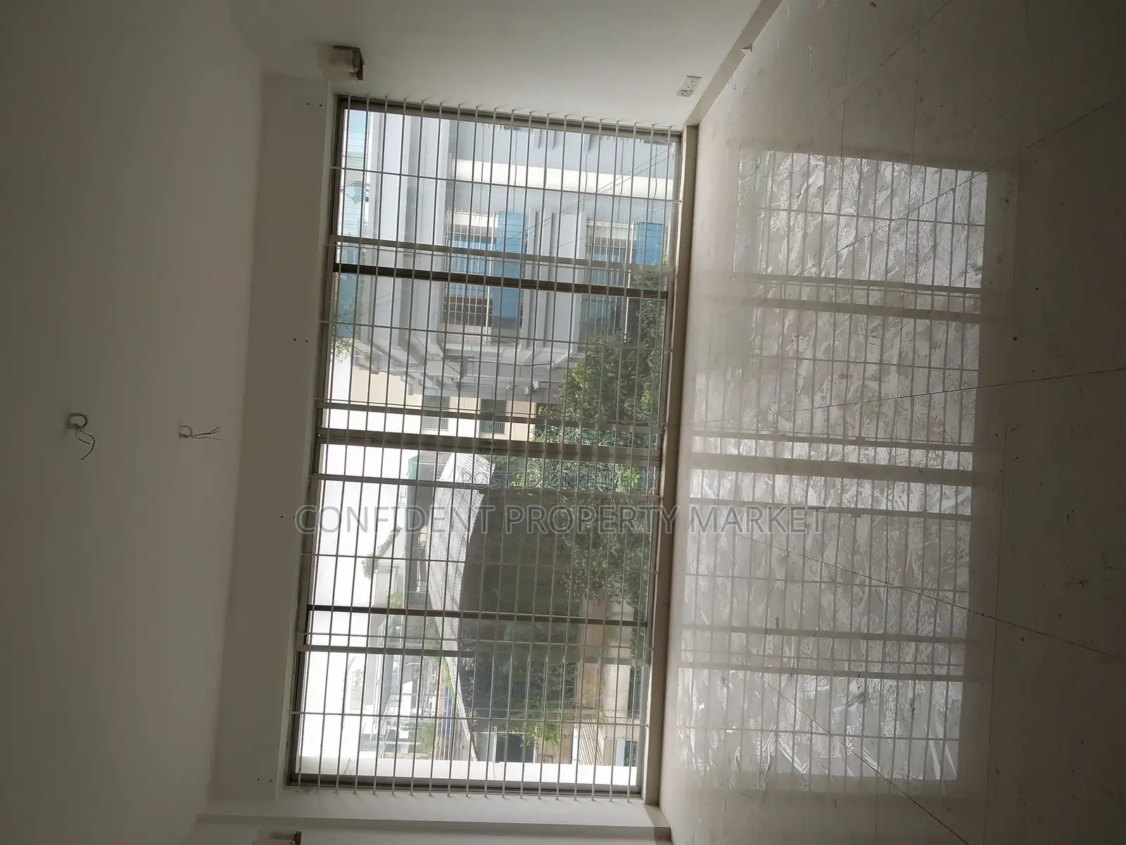 Flat For Rent In Banani
