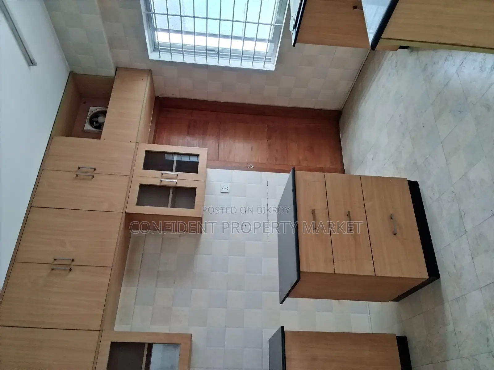 Flat For Rent In Banani
