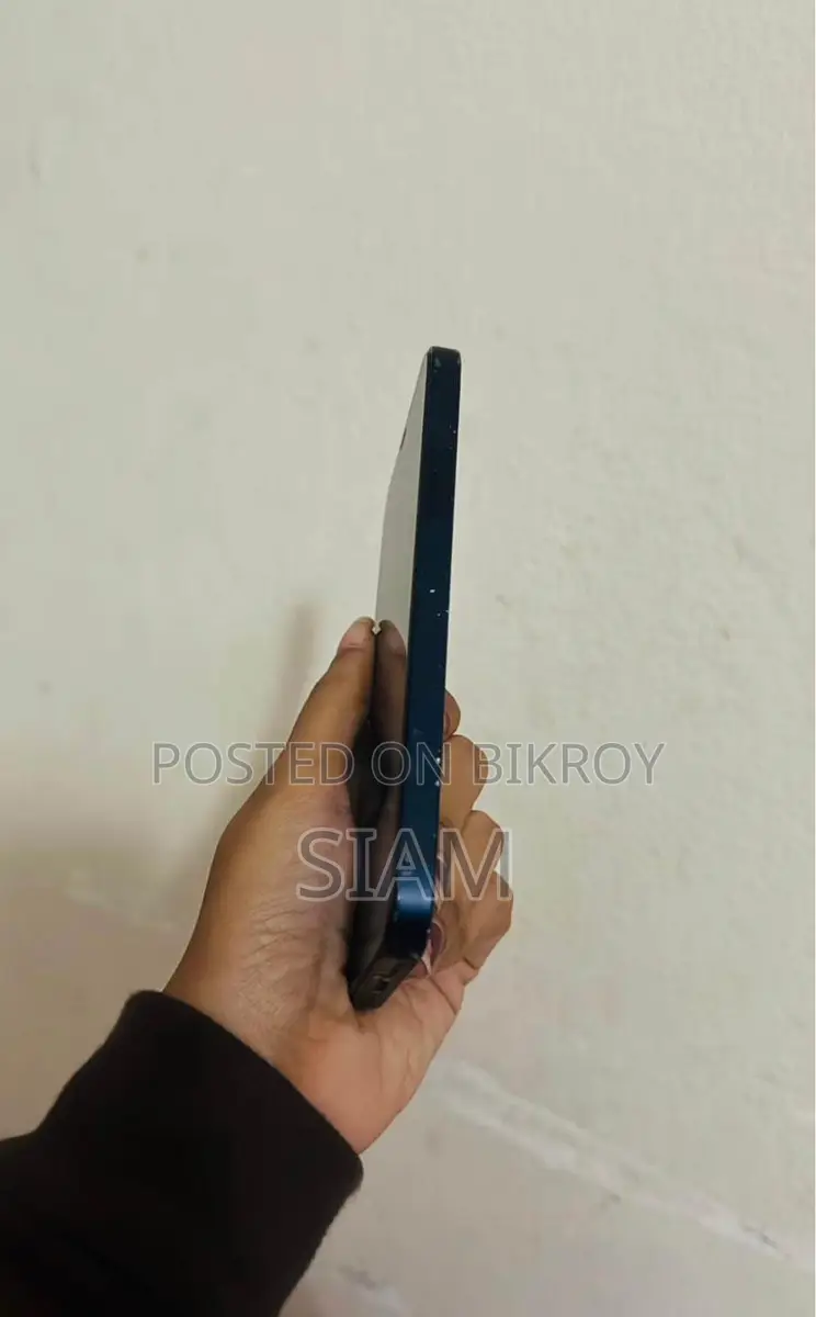Apple iPhone 12 Fresh (Used)