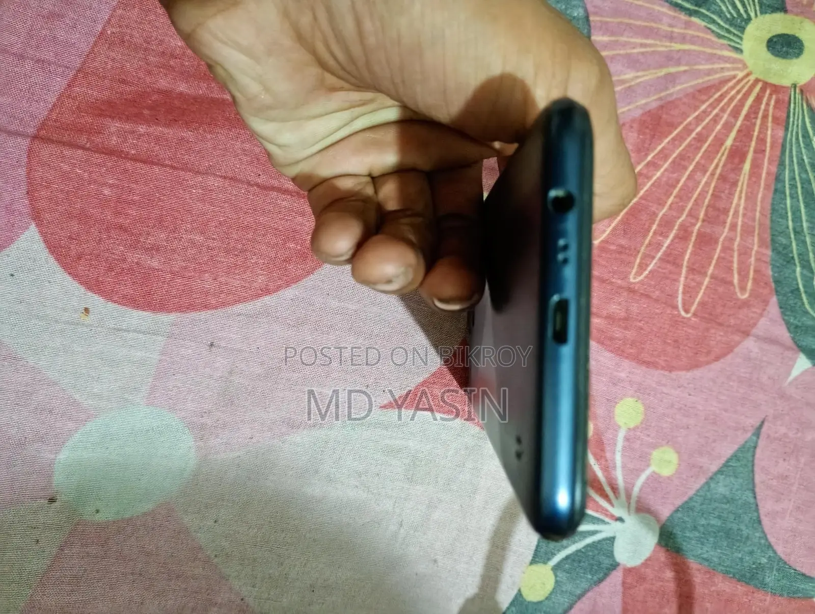 Realme C21 . (Used)