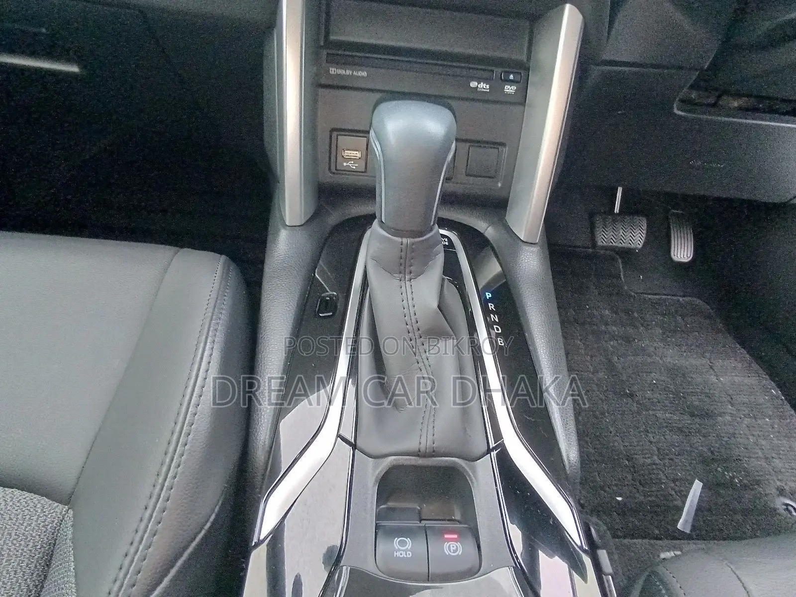 Toyota Corolla Cross Z LEATHER PKG PEARL 2022