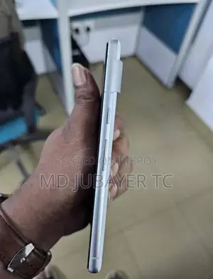 Google Pixel 7 . (Used)