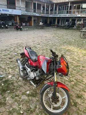 Bajaj Pulsar 150 . 2009