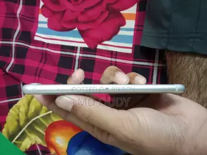অ্যাপল আইফোন ৭ (ব্যবহৃত)