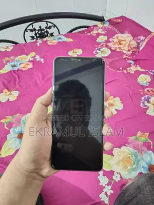 Realme C63 used like new (Used)