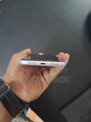 Apple iPhone 11 (Used)