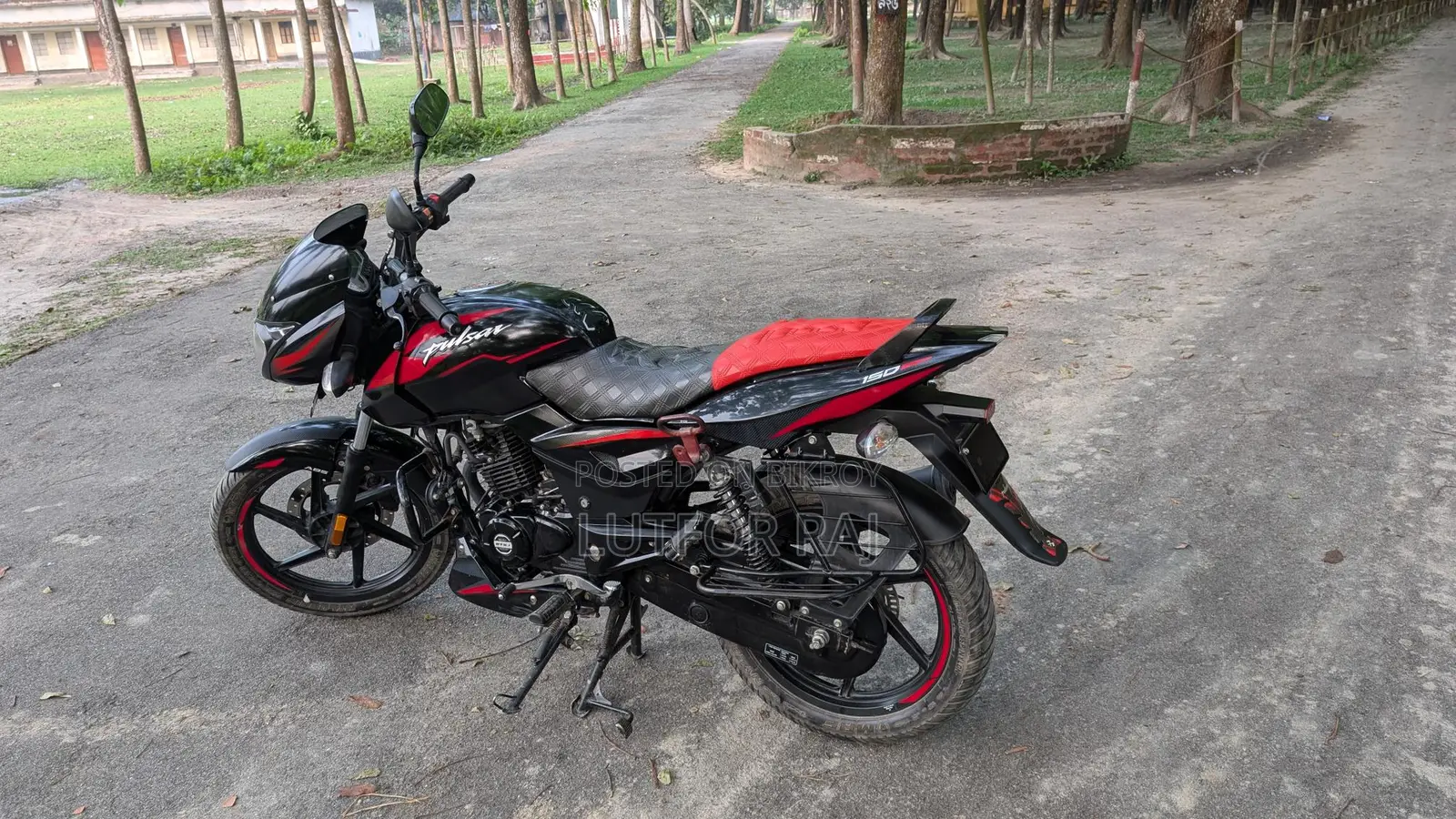 Bajaj Pulsar 150 . 2024