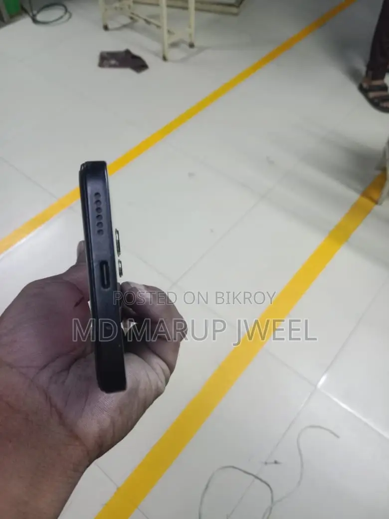 Xiaomi Redmi Note 12 . (Used)