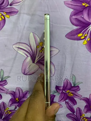 Samsung Galaxy S23 12 256gb (Used)