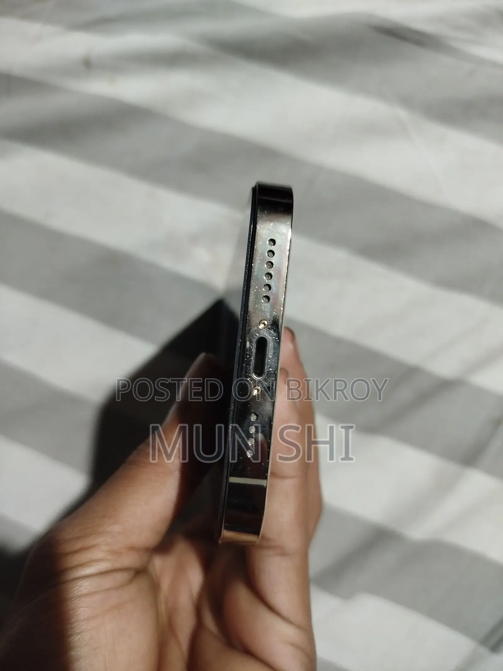 Apple iPhone 14 Pro Max . (Used)