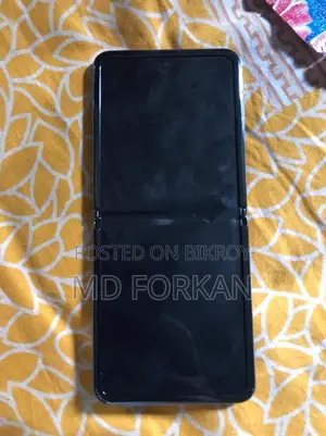 Samsung Z Flip (Used)