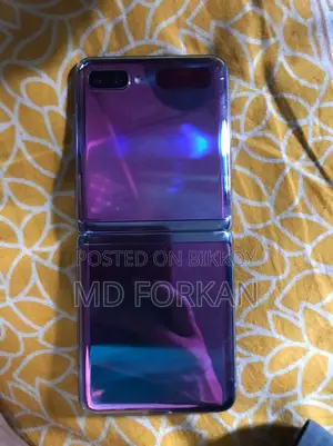 Samsung Z Flip (Used)