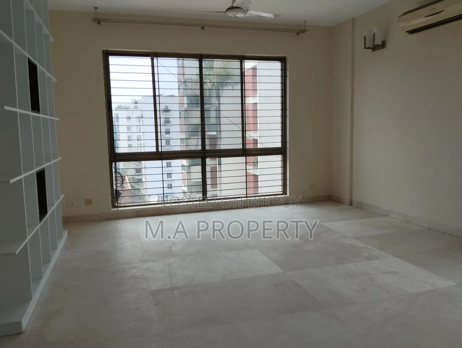 Excellent Semi-Furnished 4 Bed Flat for Rent in Baridhara Diplomatic Zone