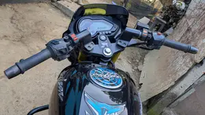 Bajaj Pulsar 150 . 2021
