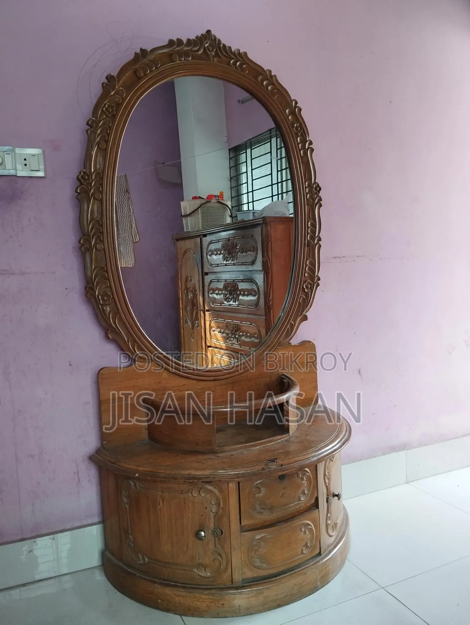 সেগুন কাঠের ড্রেসিং টেবিল