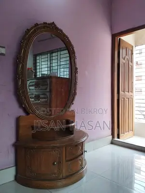 সেগুন কাঠের ড্রেসিং টেবিল