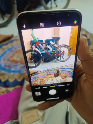 Apple iPhone X (Used)