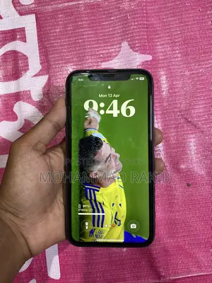 Apple iPhone 11 (Used)