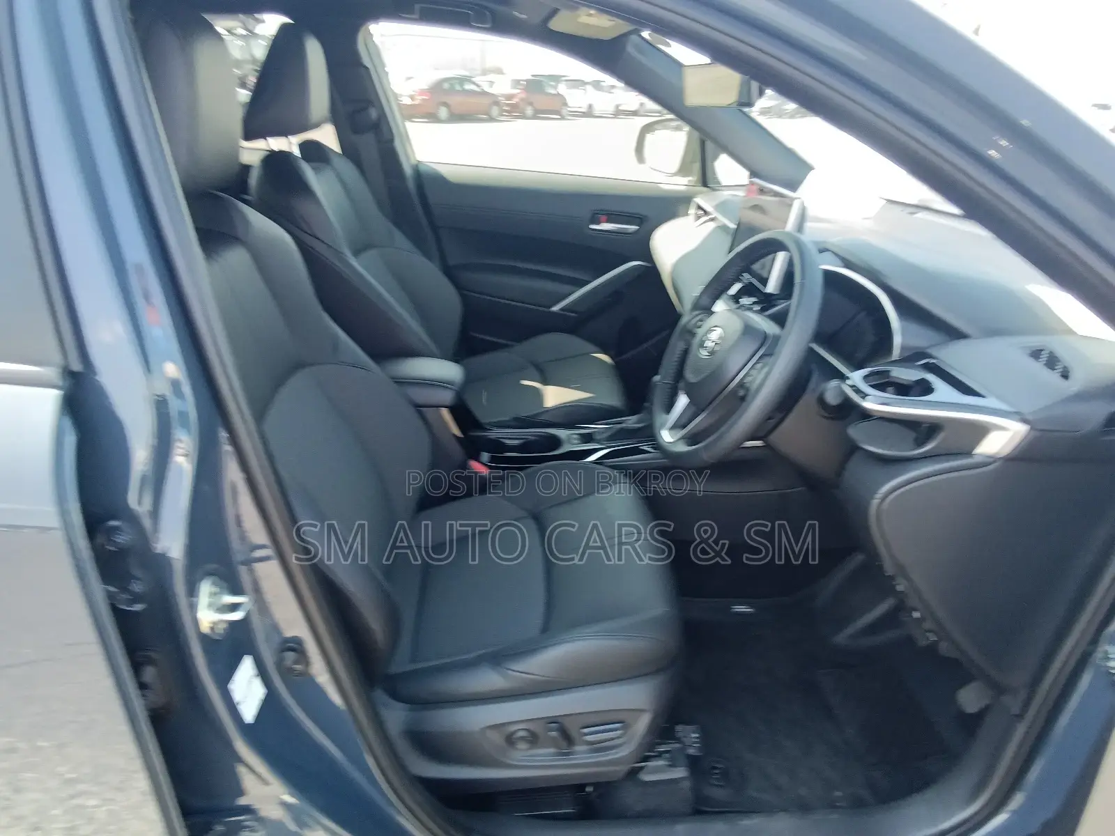 Toyota Corolla Cross Z Massive Grey 2025