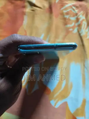 Samsung Galaxy S20 FE (Used)