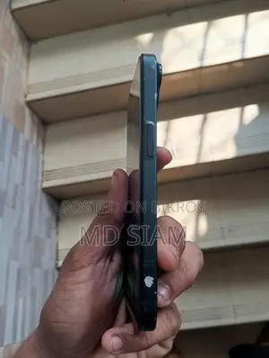Apple iPhone 14 (Used)