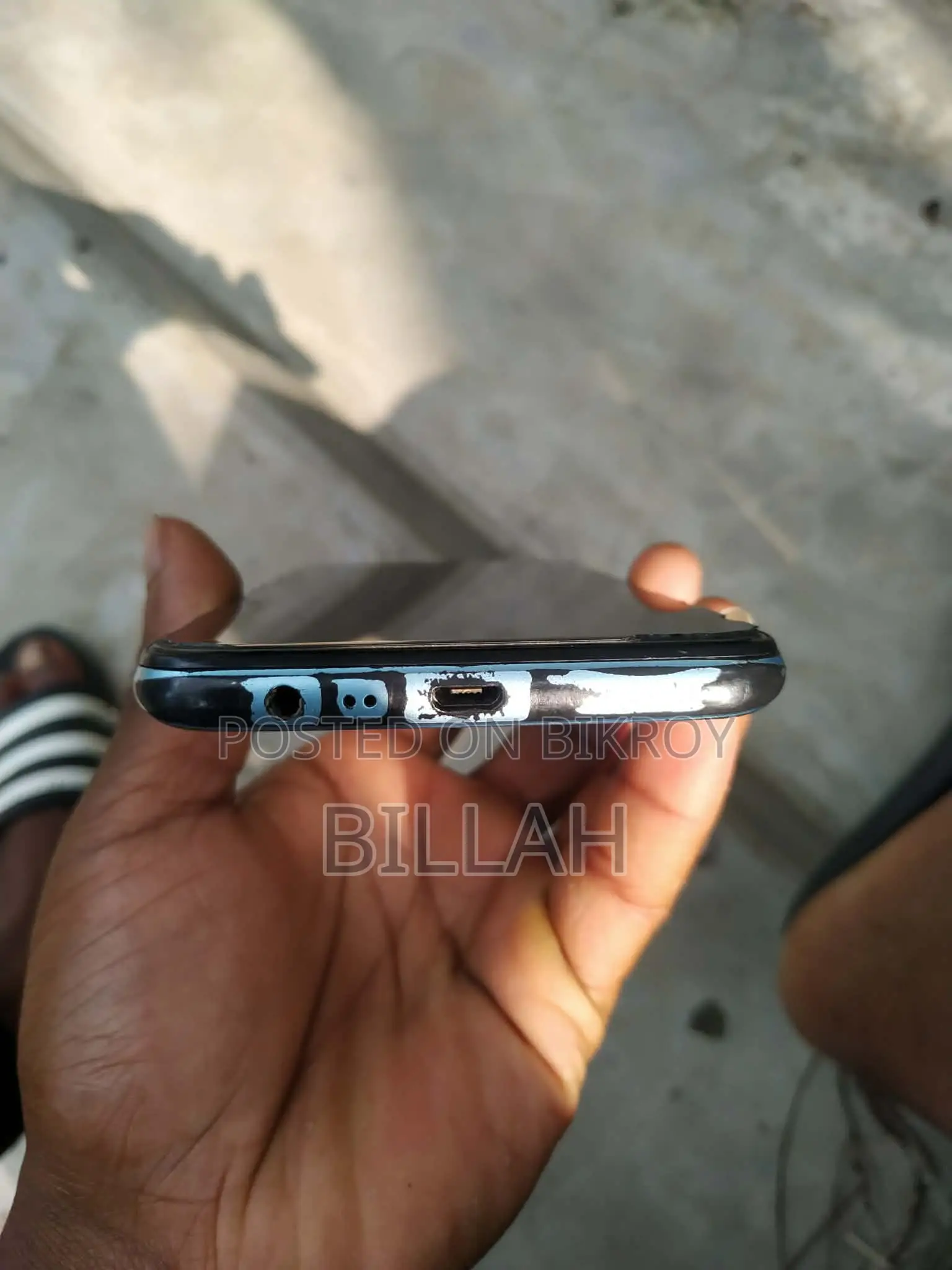 Realme C21Y 4/64 (Used)