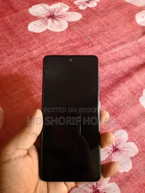 Samsung Galaxy A51 Looks Brand New (Used)