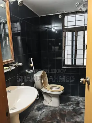 2000 Sqft 3 Bed Un-furnished Apartment For Rent In Gulshan