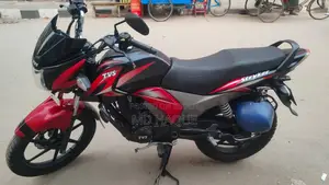 TVS Stryker 2018