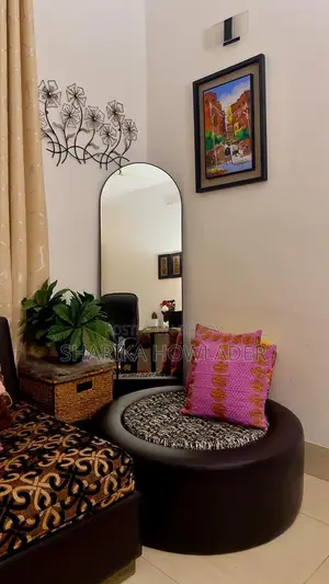 স্টাইলিশ ফুল লেংথ মিরর বিক্রয় চলছে
