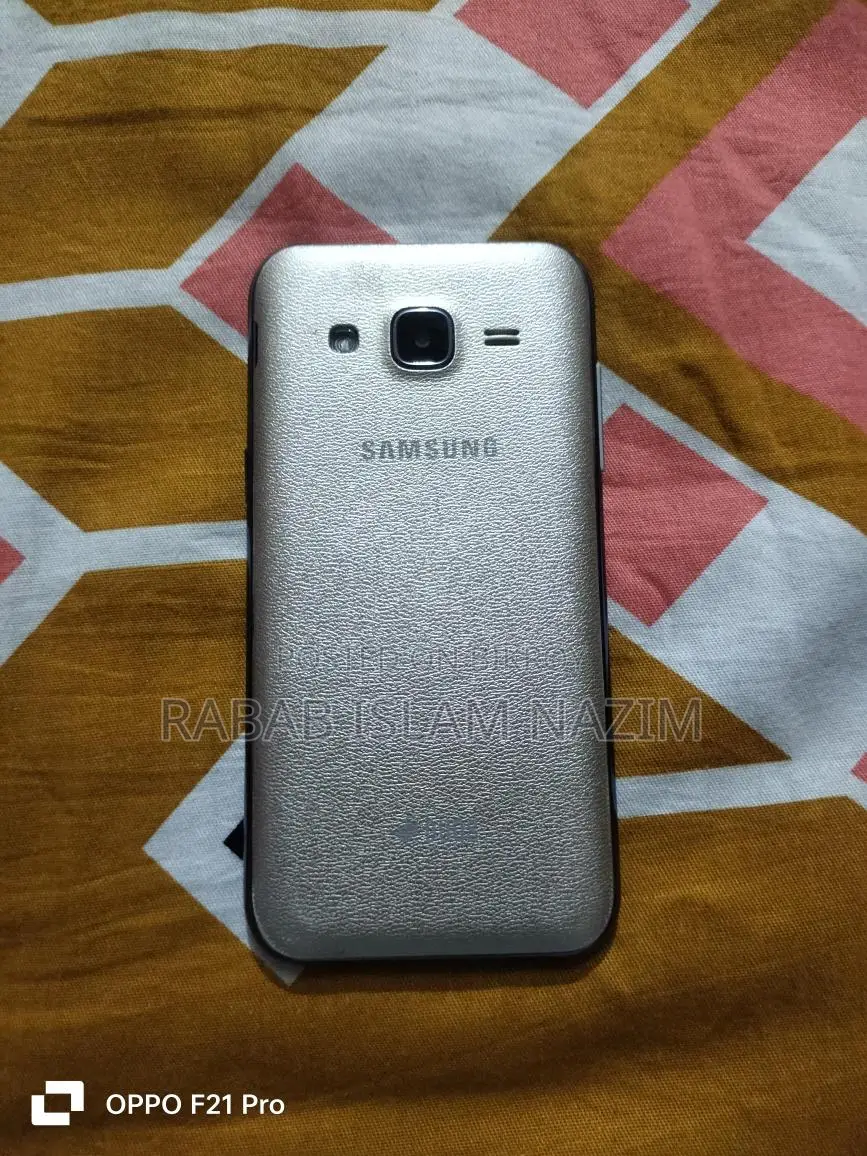 Samsung Galaxy J2 , (Used)