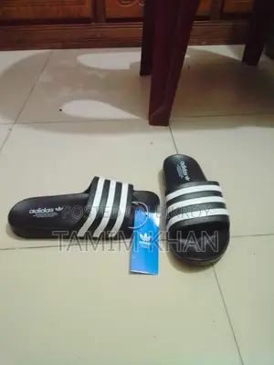 addias aqua slide slipper premium comfort+stylish size 40