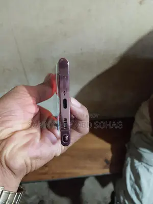 Samsung Galaxy S22 Ultra (Used)
