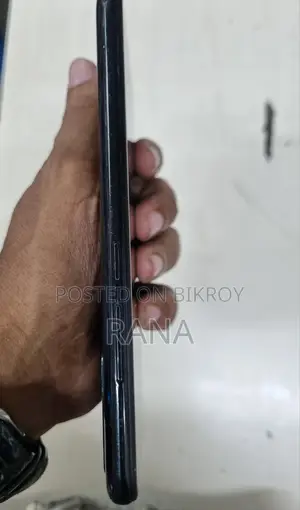 ভিভো ওয়াই৩০ ৪/১২৮ (ব্যবহৃত)