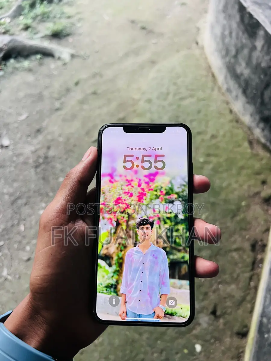Apple iPhone XS Max (Used)