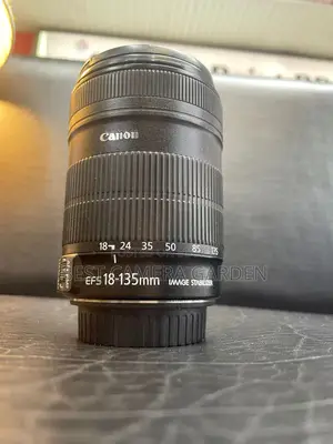 📸 Canon EF-S 18-135mm IS Lens for Sale
