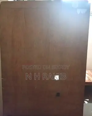 কম্পিউটার টেবিল বিক্রি হবে