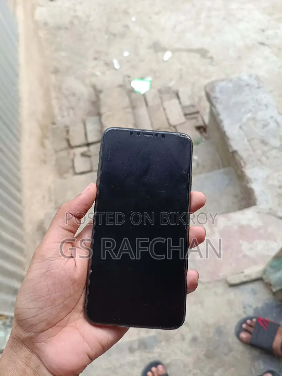 Apple iPhone 11 Pro Max ` (Used)