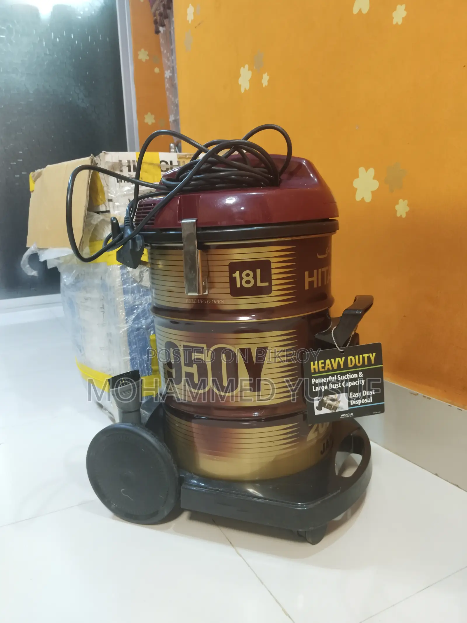 Hitachi vacuum machine