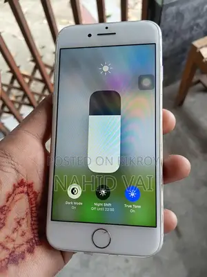 Apple iPhone 8 (Used)