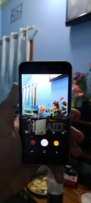 Samsung Galaxy J2 2/16 জিবি (Used)