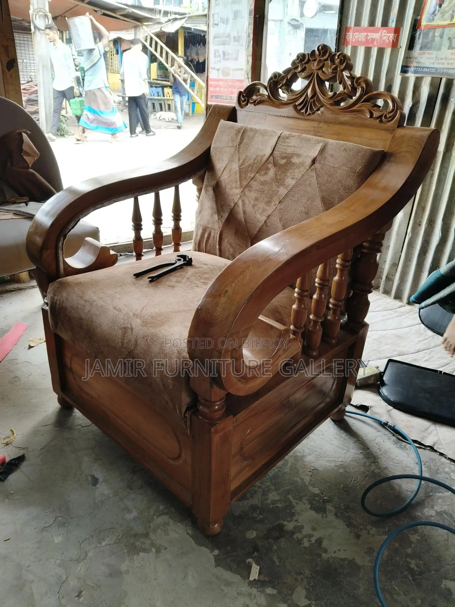Sofa Repairing Services